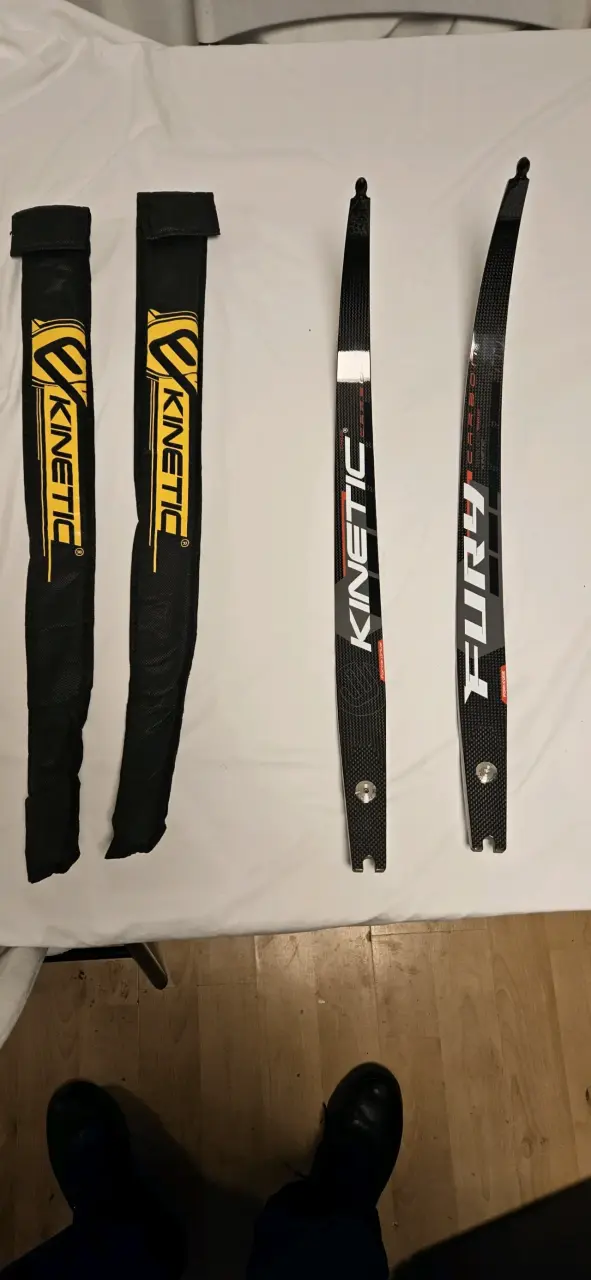 Palas de arco Kinetic Fury de carbono - 1