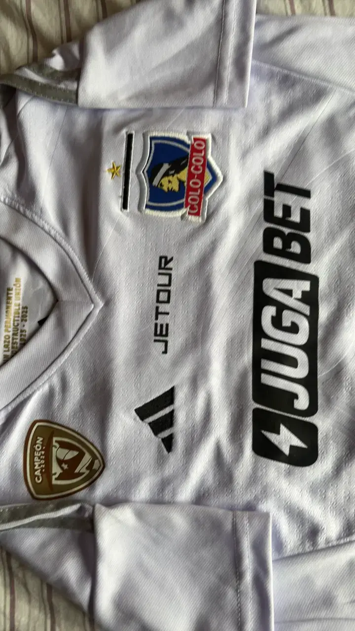 Camiseta Colo-Colo talla 12 - 2