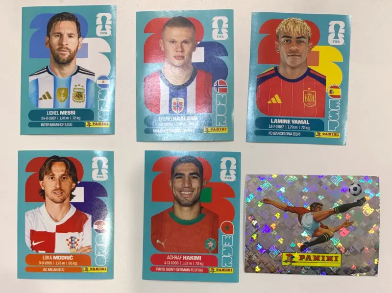 Colección de láminas Panini FIFA 2026