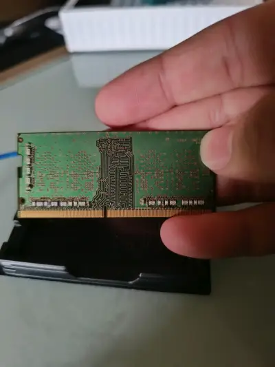 Memoria RAM Samsung 4GB DDR4 2666MHz - miniatura 2