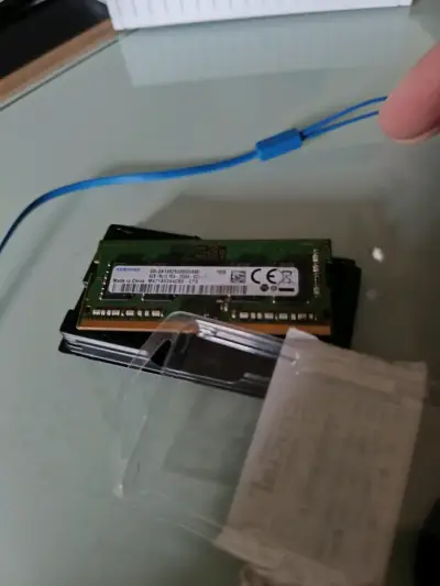 Memoria RAM Samsung 4GB DDR4 2666MHz - miniatura 3