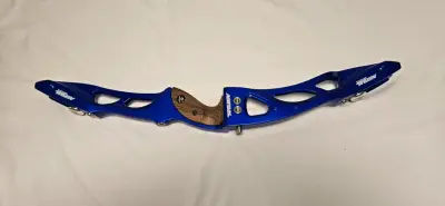 Arco recurvo Core Archery azul con accesorios - miniatura 5
