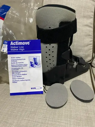 Bota ortopédica Actimove para tobillo - miniatura 1
