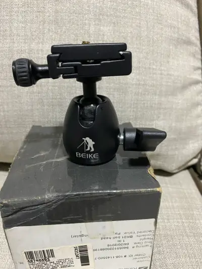 Cabezal de trípode Beike ajustable - miniatura 1
