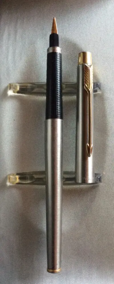 Estilográfica Parker Classic, Plumín M - miniatura 1