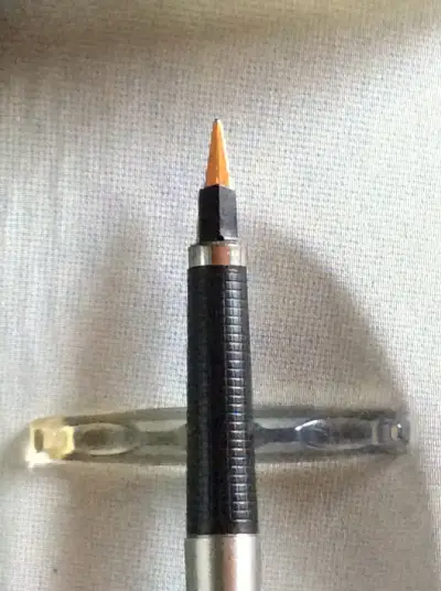 Estilográfica Parker Classic, Plumín M - miniatura 3