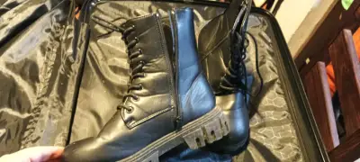 Botas negras de cuero para mujer - miniatura 2