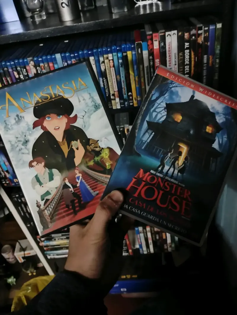 Películas en DVD Anastasia y Monster House