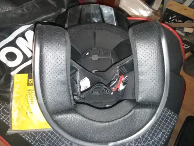 Cascos de automovilismo OMP negro y blanco - miniatura 3