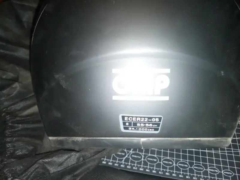 Cascos de automovilismo OMP negro y blanco - 5