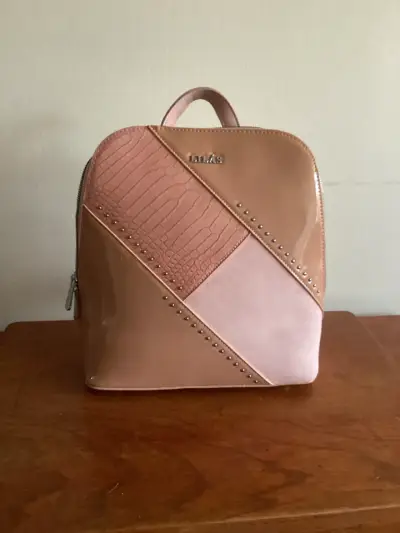 Mochila Lilás de cuero sintético rosado - miniatura 1