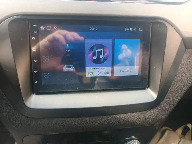 Auto SUV JAC S2 2016 en buen estado - 4