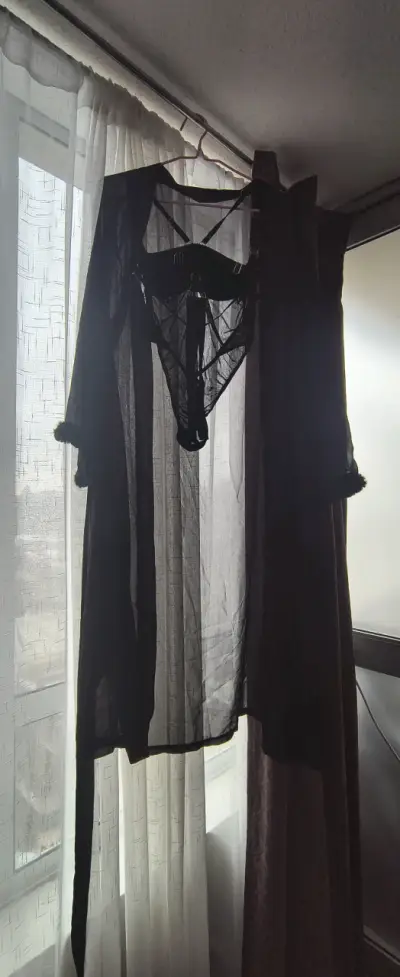 Conjunto body y bata negro transparente - miniatura 1