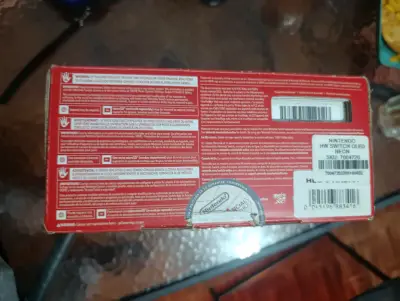 Consola Nintendo Switch con Joy-Con azul y rojo - miniatura 5