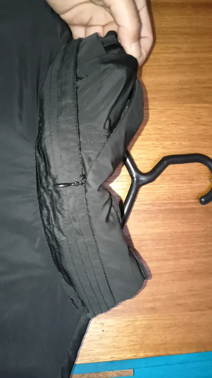 Parka o chaqueta larga de color negro - 5