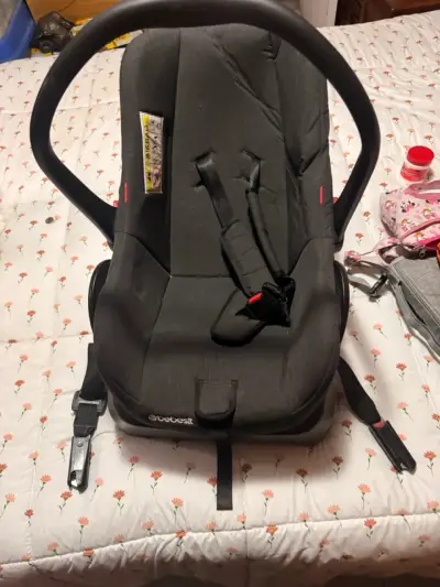 Silla de auto para bebé Joie negra - miniatura 1