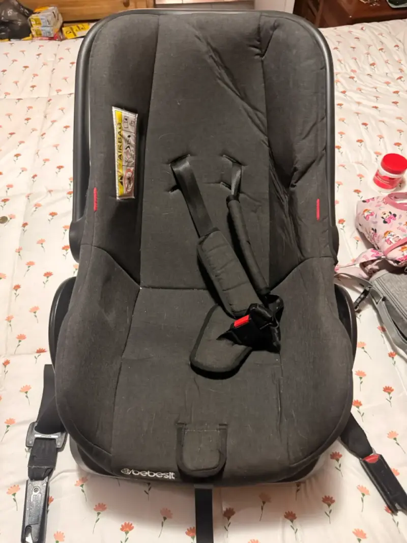 Silla de auto para bebé Joie negra - 2