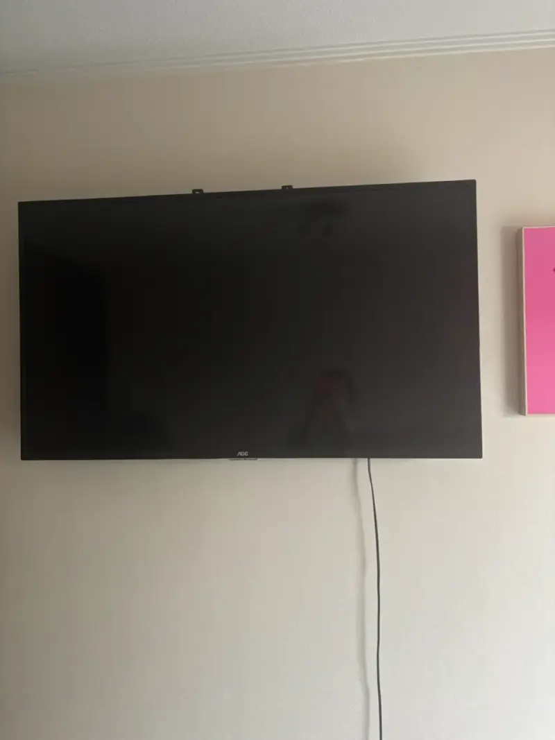 Televisor AOC pantalla plana 50 pulgadas - 1