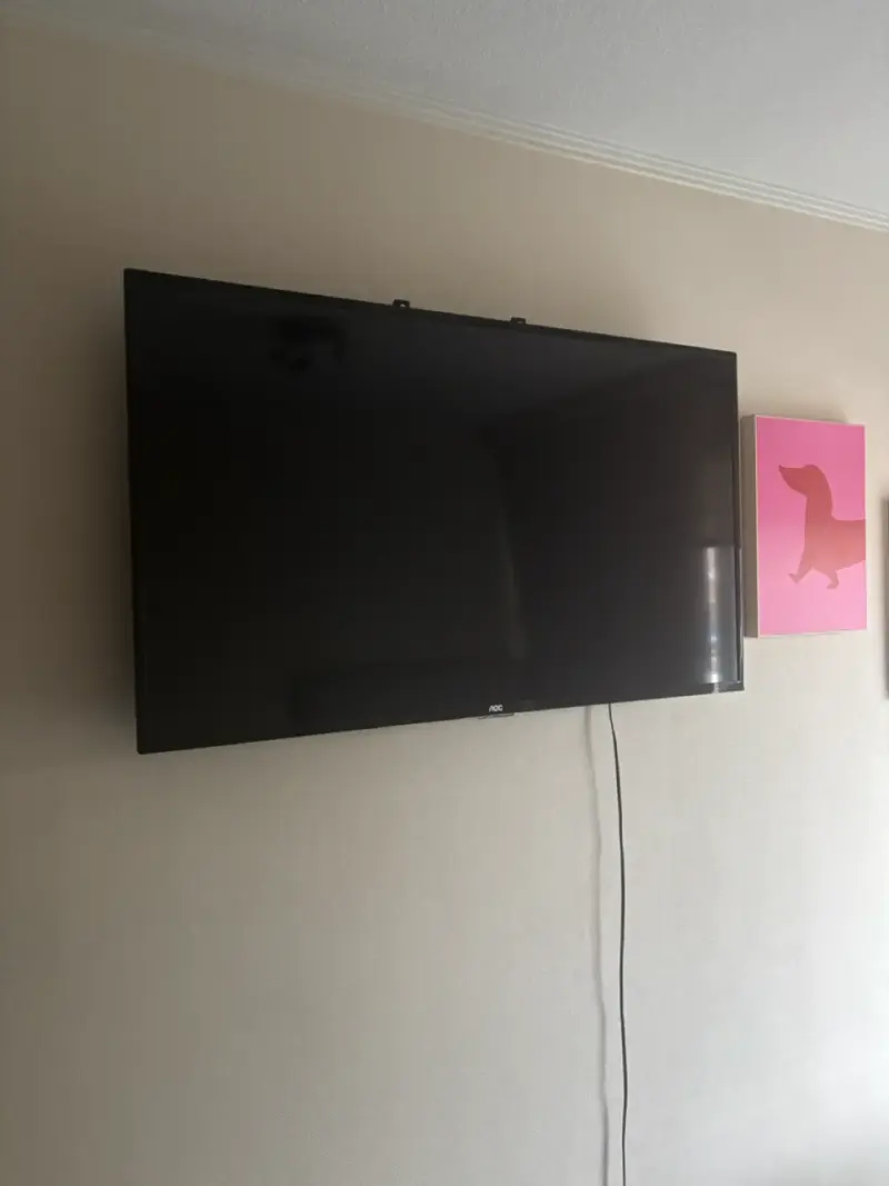 Televisor AOC pantalla plana 50 pulgadas - 2