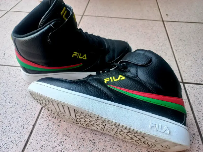 Zapatillas Fila negras de cuero tallas 43/28cm - 2