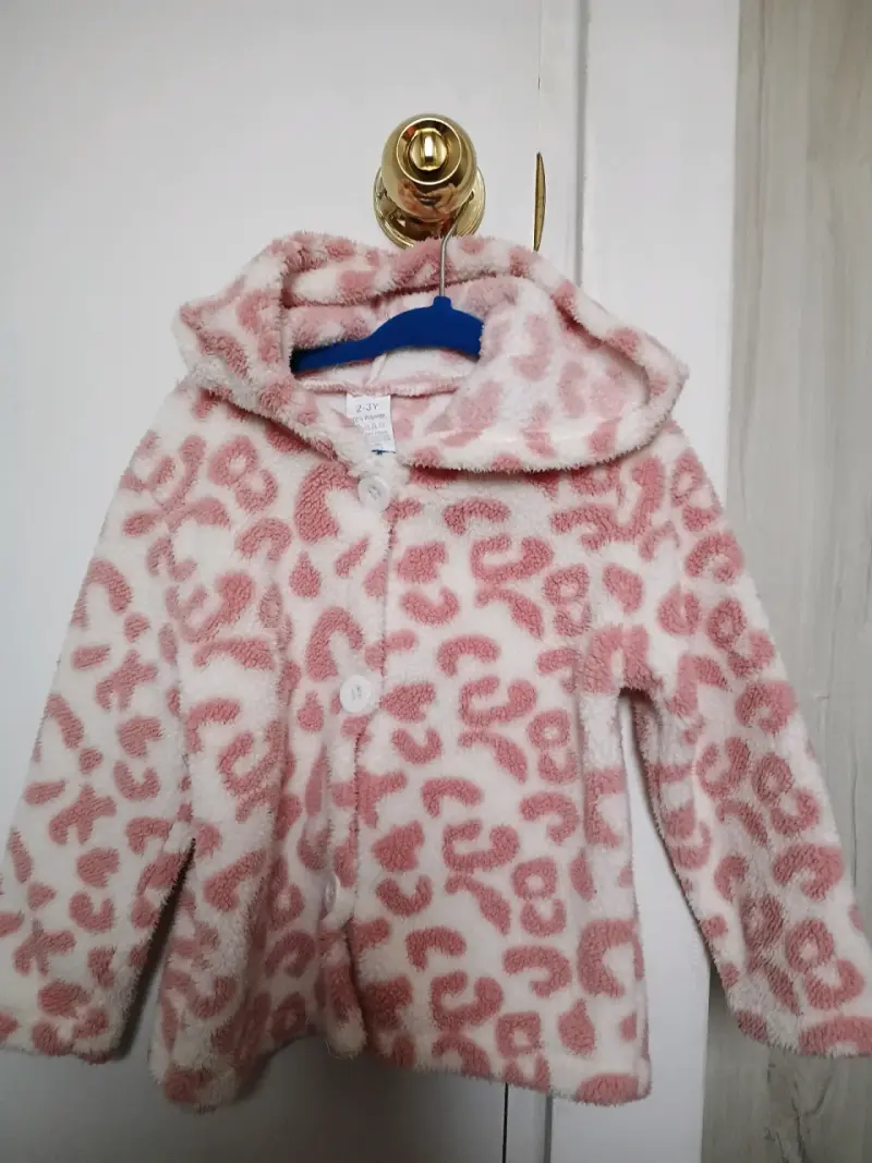 Abrigo infantil de peluche con capucha - 4