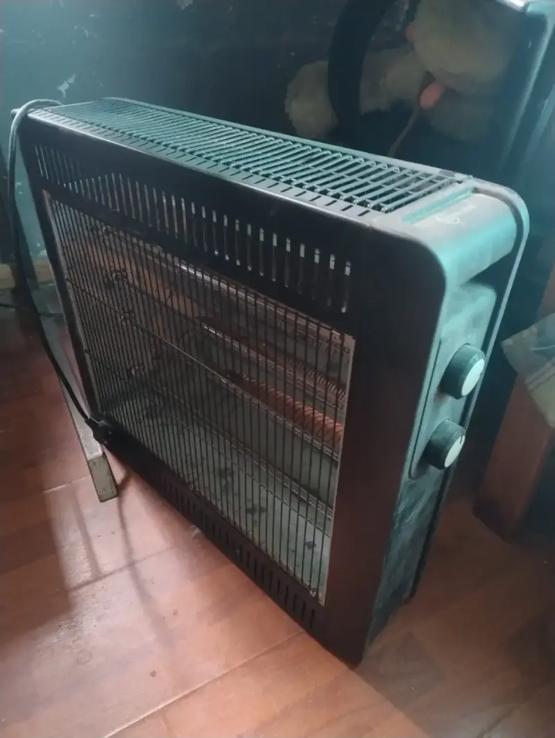 Estufa eléctrica de cuarzo portátil