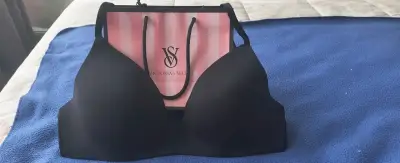 Sostén negro Victoria's Secret con soporte - miniatura 1