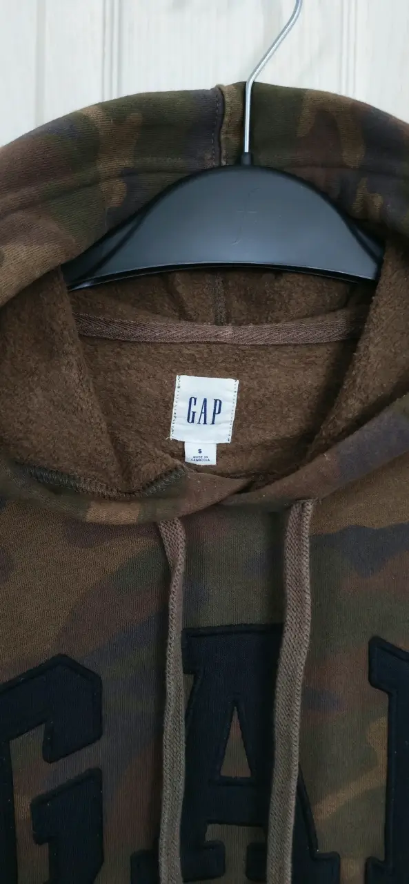 Polerón GAP camuflado con capucha - 2