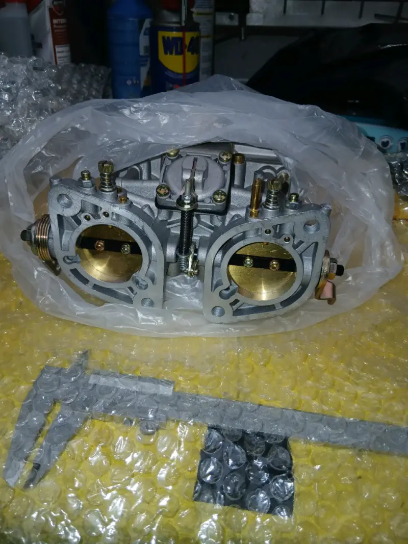 Carburador doble para automóvil - 1