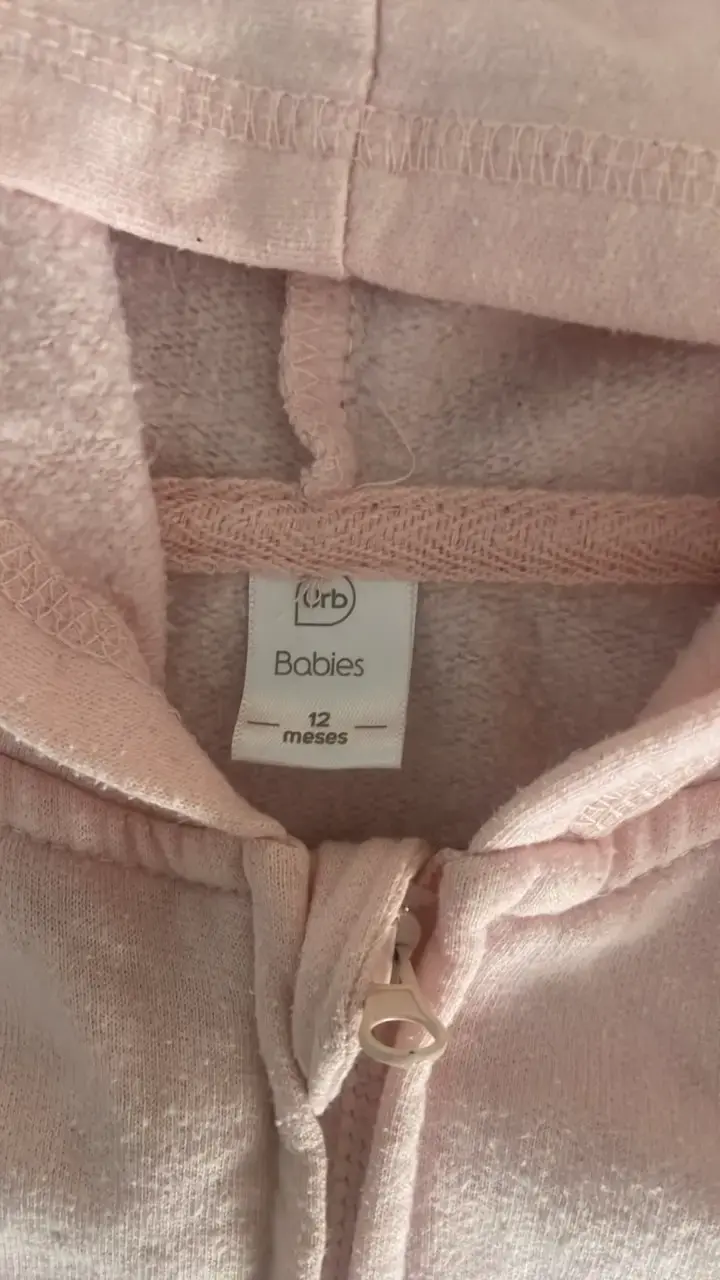 Polerón rosado con capucha para niños - 2