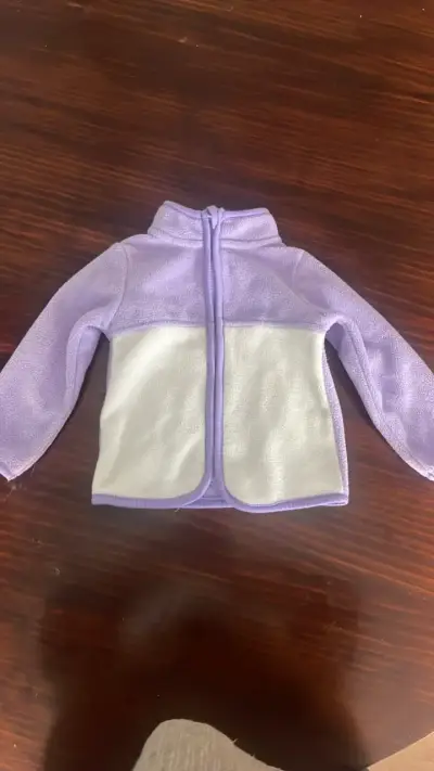 Chaqueta polar infantil bicolor lila y blanca - miniatura 1