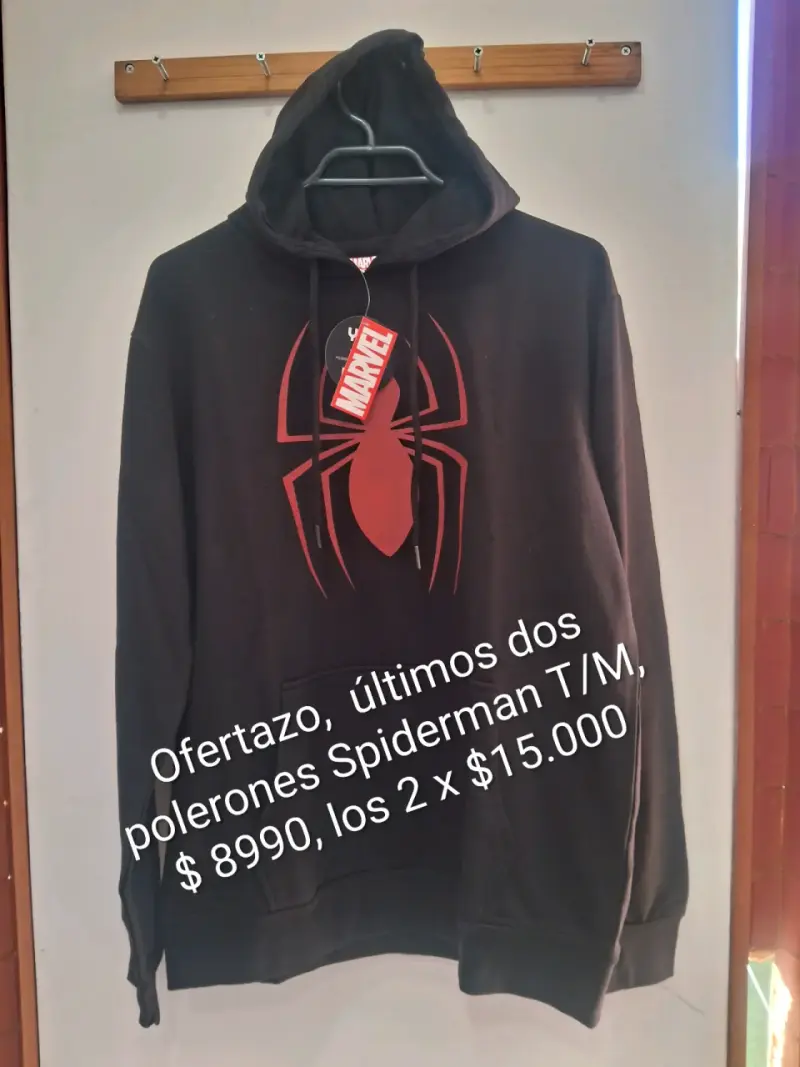 Polerón Marvel Spiderman negro con capucha