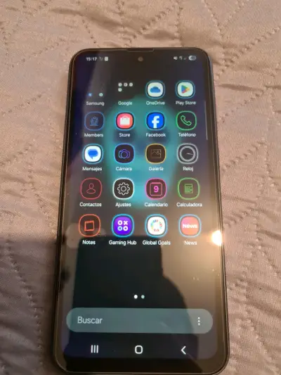 Samsung Galaxy A35 5G en buen estado - miniatura 4