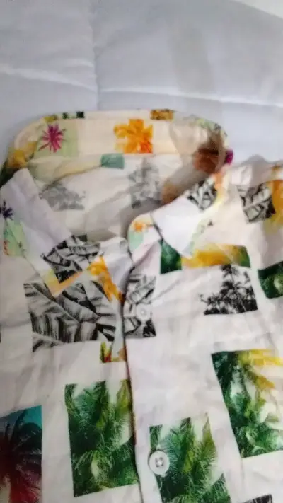 Camisa hawaiana estampada tropical - miniatura 3