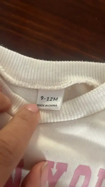 Polerón infantil beige con estampado New York - miniatura 2