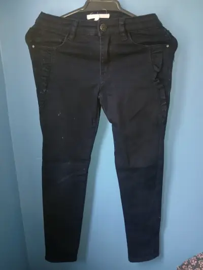 Jeans oscuros para mujer en buen estado - miniatura 1