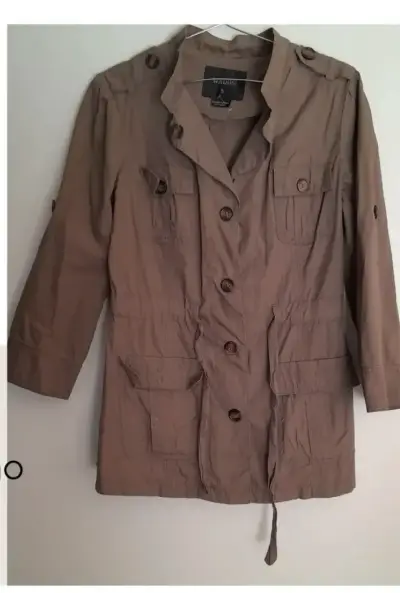 Chaqueta marrón de algodón con bolsillos - miniatura 1