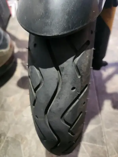 Moto Yamaha FZ en buen estado - miniatura 3