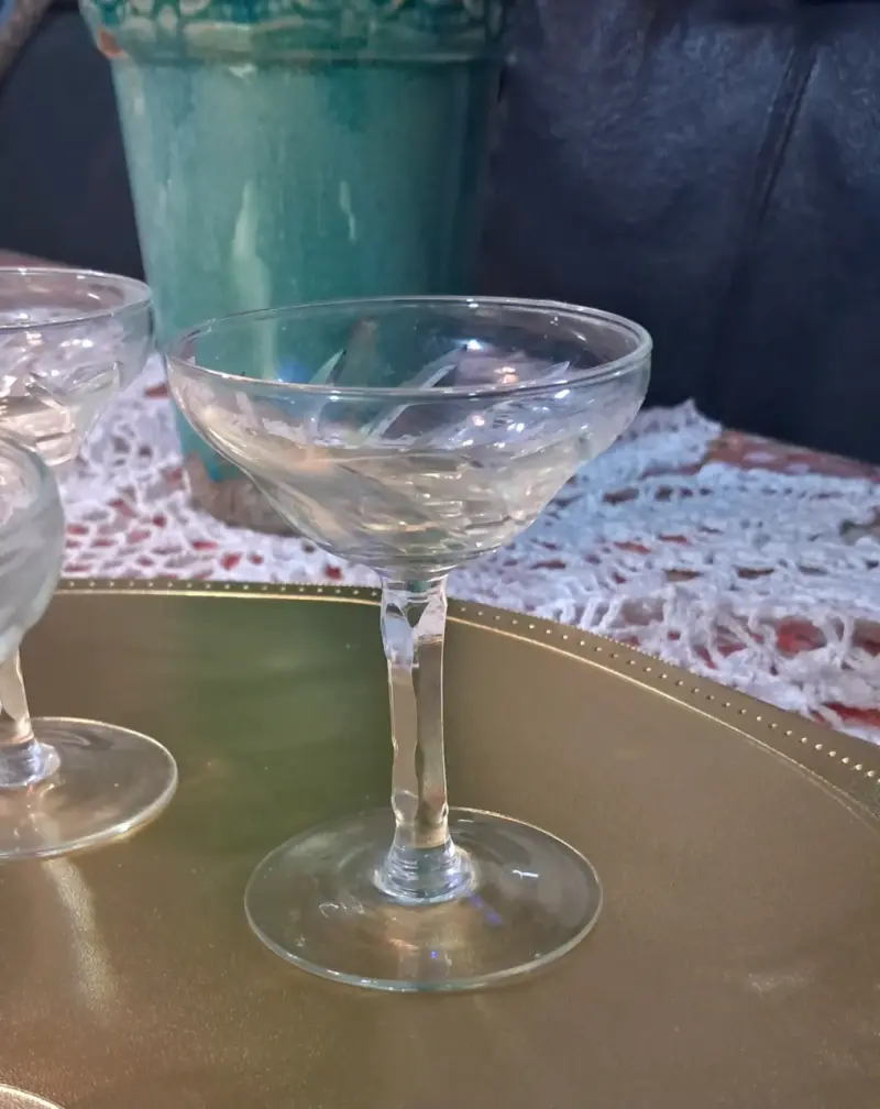 Juego de copas de cristal tallado - 5
