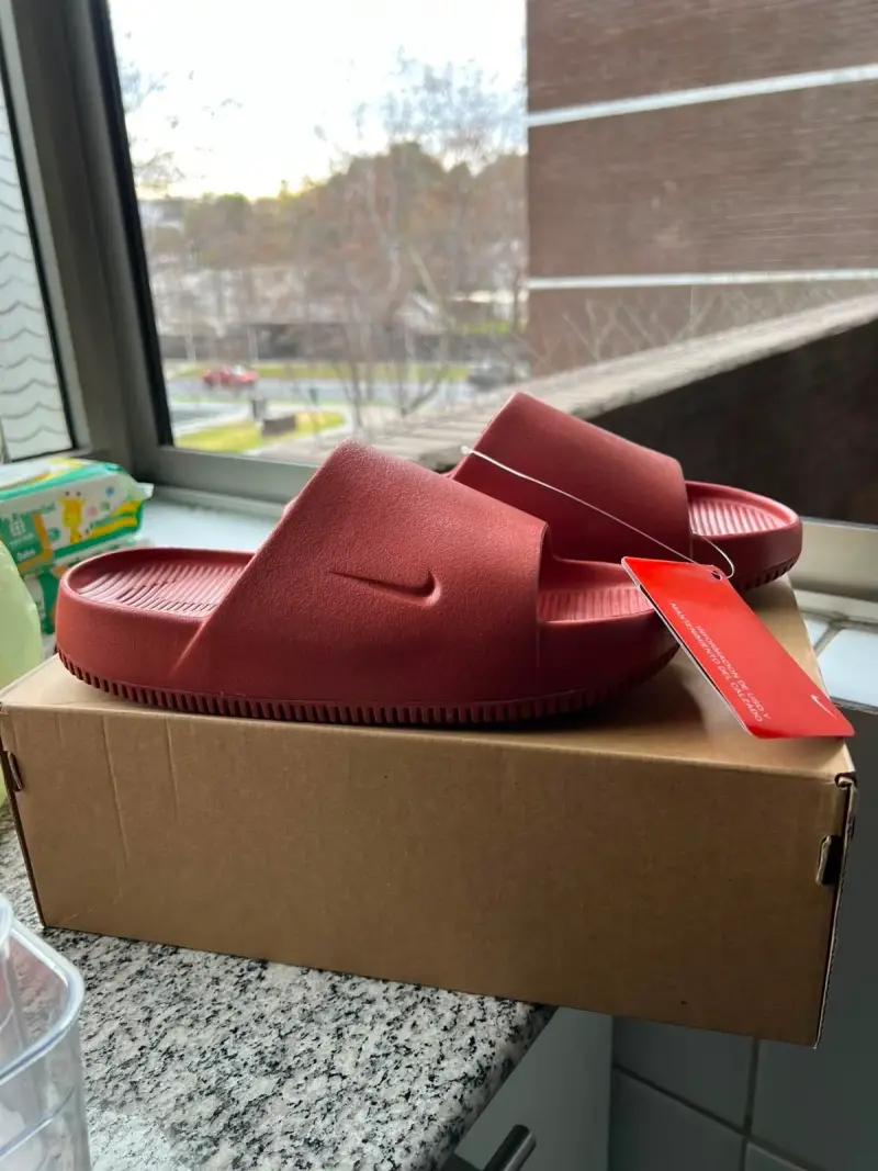 Sandalias Nike Calm Slide rojas talla 39 - 2