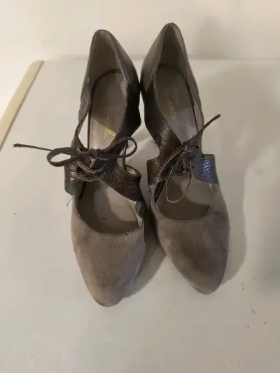 Zapatos de tacón gris con diseño elegante Gacel - miniatura 3