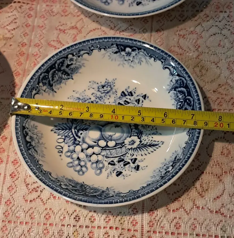 Juego de platos de cerámica azul y blanco - 5