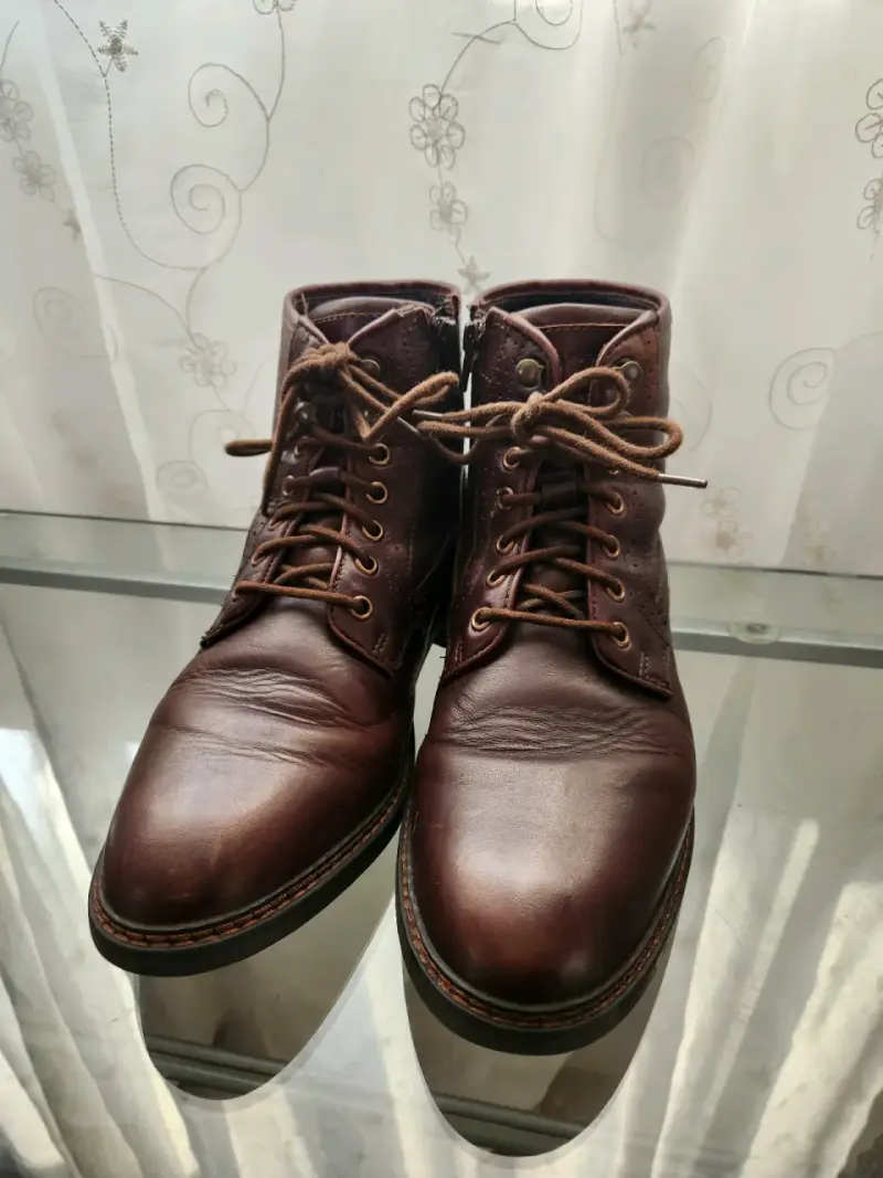 Botas de cuero marrón para hombre
