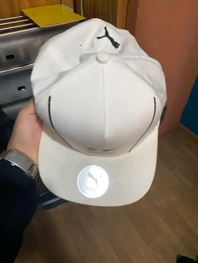 Gorra blanca Puma deportiva - miniatura 1