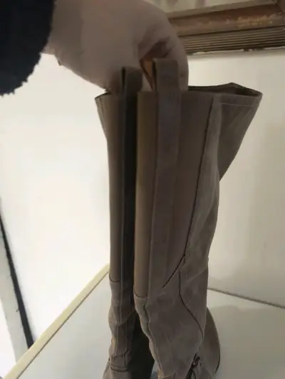 Botas de cuero sintético envejecidocon tacón medio - miniatura 4