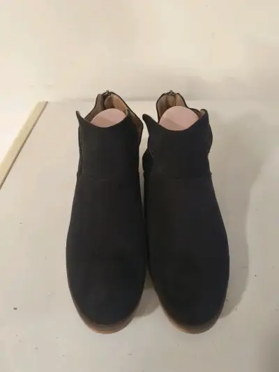 Botines de gamuza negros con cierre trasero - miniatura 4