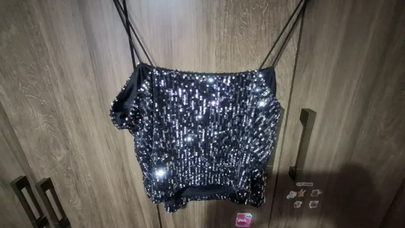 Top de lentejuelas negro brillante - 2