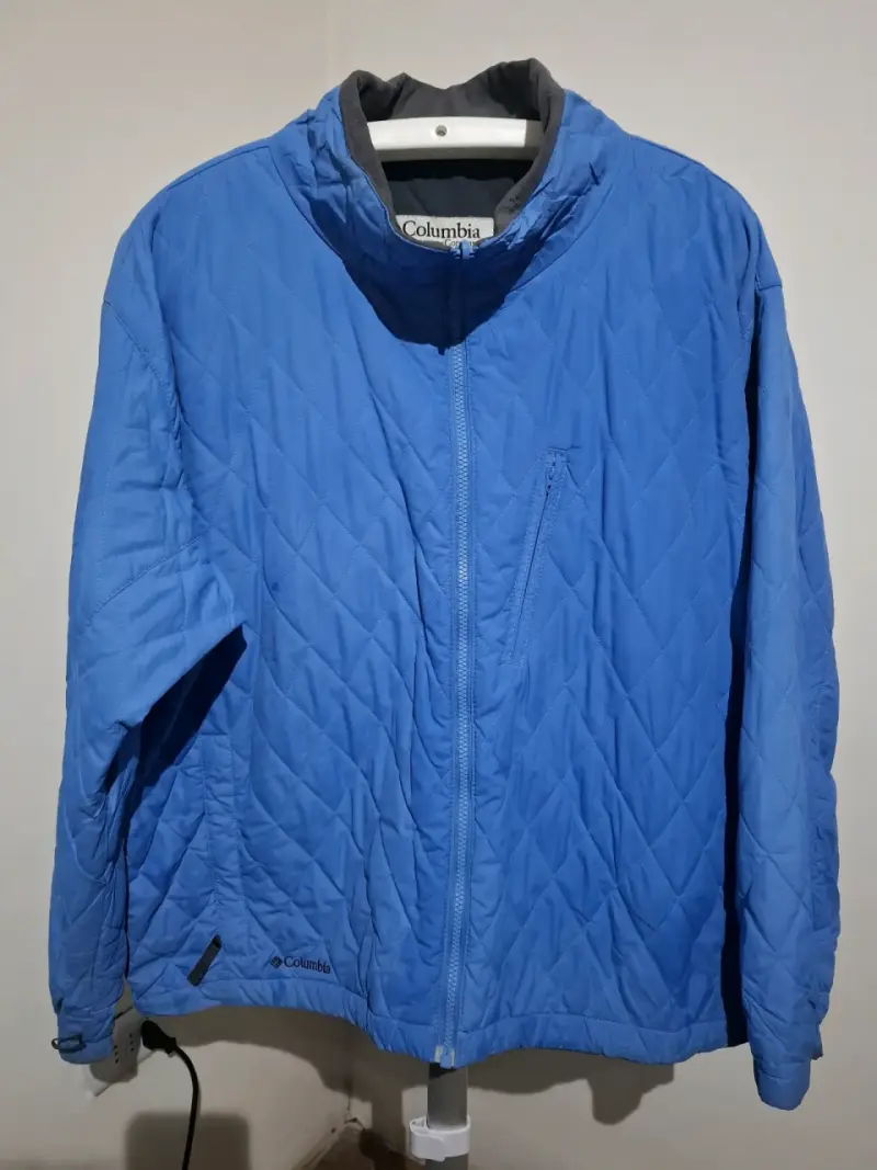 Chaqueta Columbia azul acolchada para hombre