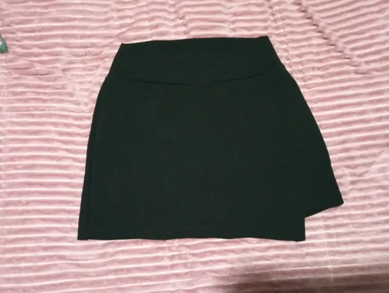 Falda corta - 1