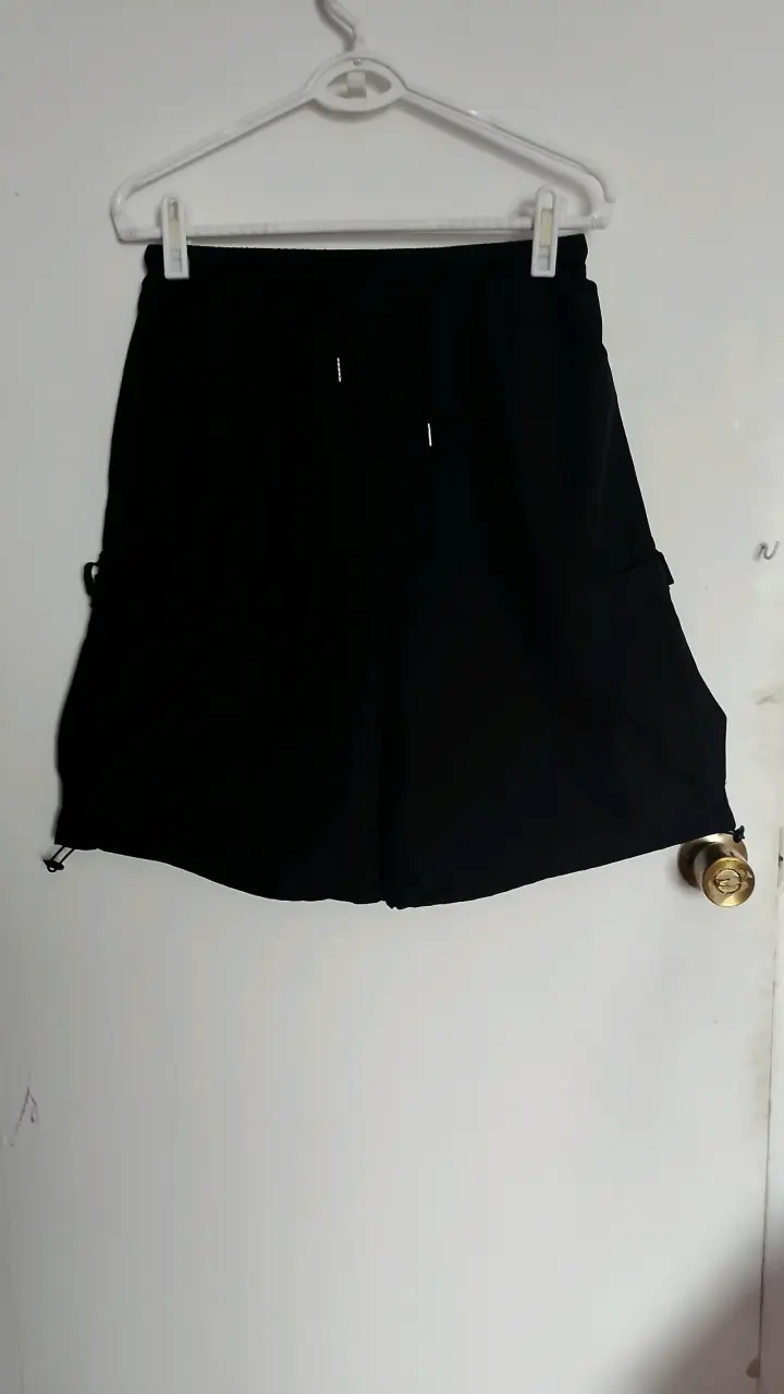 Shorts deportivos negros oversize - 3